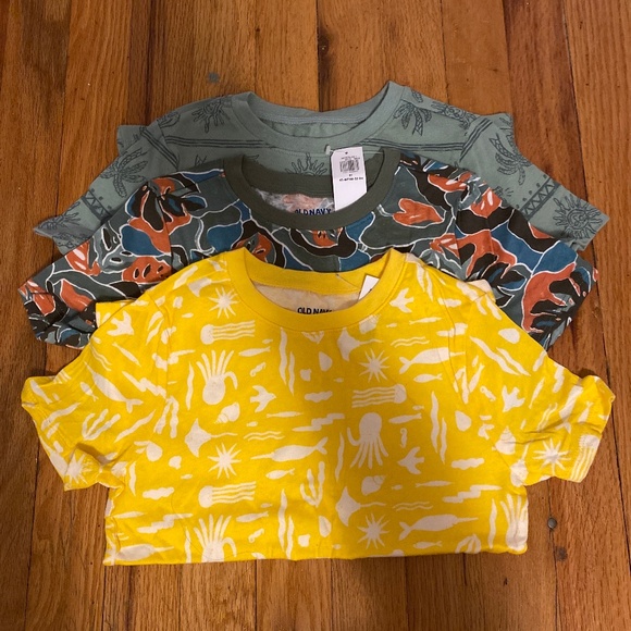 Old Navy toddler t-shirt bundle - Picture 1 of 4